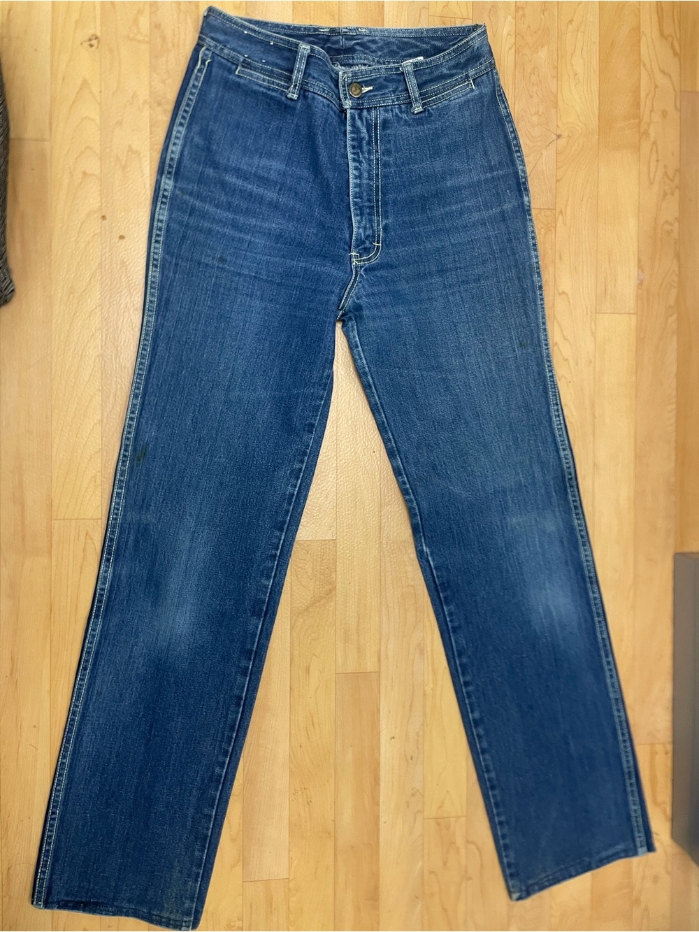 Women’s Vintage Jordache Straight-Leg Jeans in Deep Blue Wash 100% Cotton